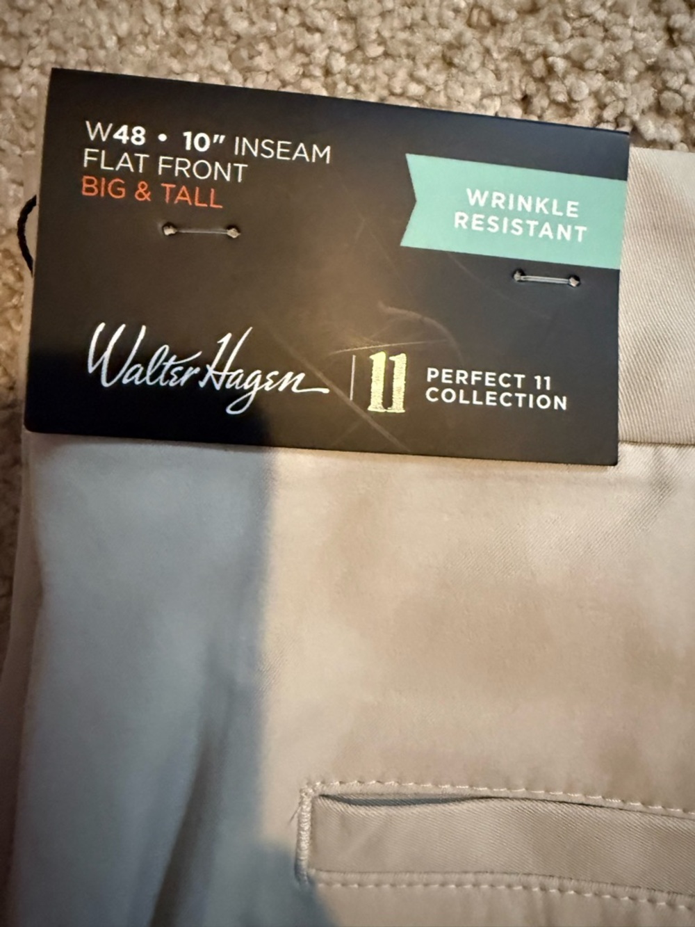 Walter Hagen Cream Flat-Front Performance Golf Shorts - Picture 3 of 4